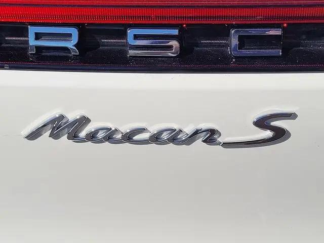 2024 Porsche Macan S