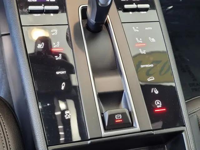 2024 Porsche Macan S