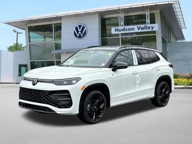 2026 Volkswagen Tiguan SE R-Line Black for sale in Wappingers Falls, NY