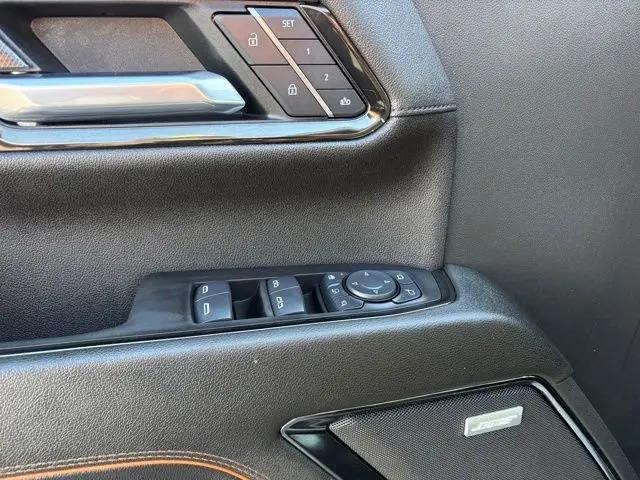 2025 GMC Sierra 2500HD 4WD Crew Cab Standard Bed AT4