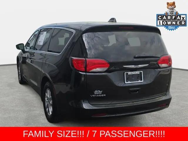 2023 Chrysler Voyager LX