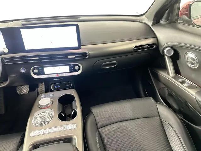 2023 Genesis GV60 Advanced AWD