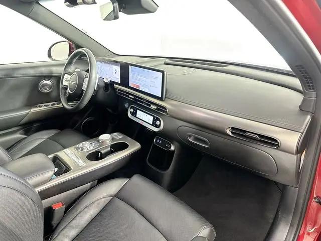 2023 Genesis GV60 Advanced AWD