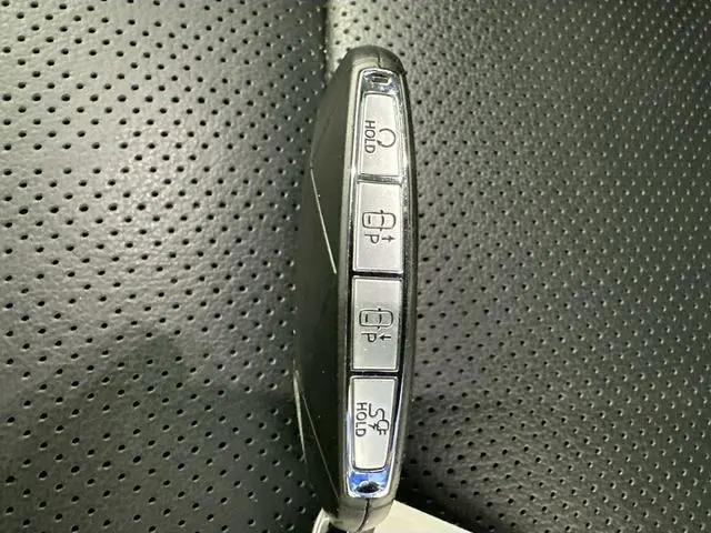 2023 Genesis GV60 Advanced AWD