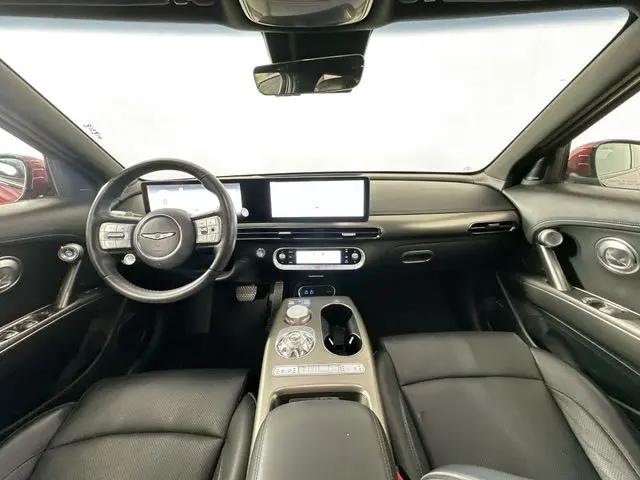 2023 Genesis GV60 Advanced AWD
