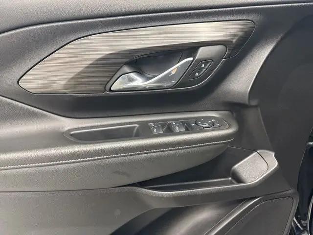 2024 GMC Terrain FWD SLE