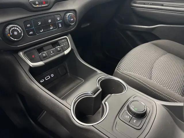 2024 GMC Terrain FWD SLE