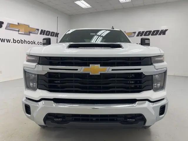 2026 Chevrolet Silverado 2500HD Crew Cab, Standard Bed, LT, 4WD