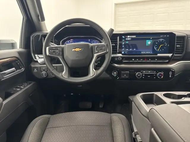 2026 Chevrolet Silverado 2500HD Crew Cab, Standard Bed, LT, 4WD