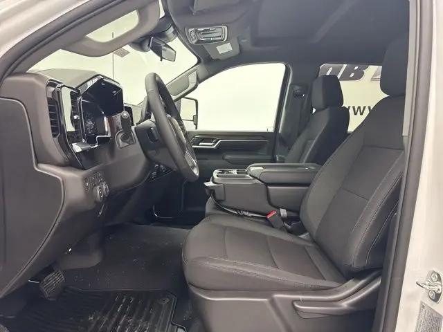 2026 Chevrolet Silverado 2500HD Crew Cab, Standard Bed, LT, 4WD