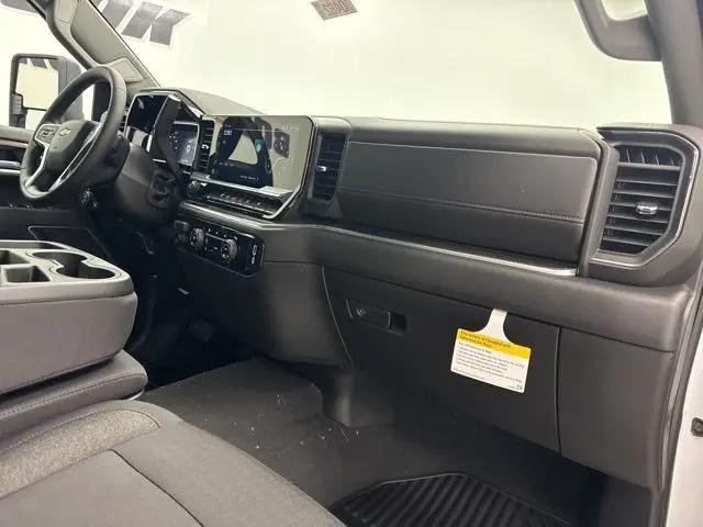 2026 Chevrolet Silverado 2500HD Crew Cab, Standard Bed, LT, 4WD