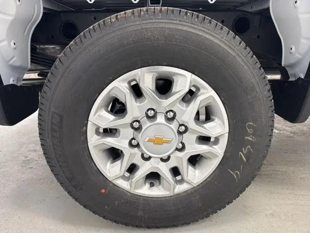 2026 Chevrolet Silverado 2500HD Crew Cab, Standard Bed, LT, 4WD
