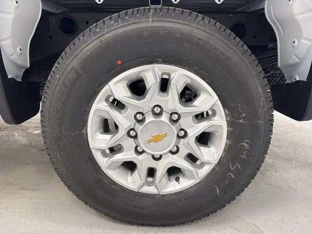 2026 Chevrolet Silverado 2500HD Crew Cab, Standard Bed, LT, 4WD