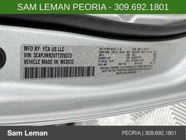 2026 Jeep Cherokee Laredo 4x4