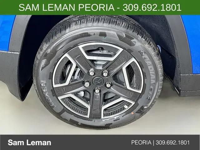 2026 Jeep Cherokee Laredo 4x4