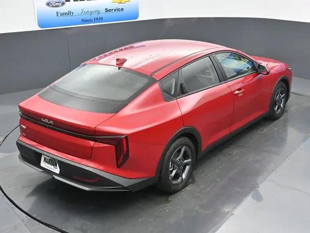 2025 Kia K4 LXS