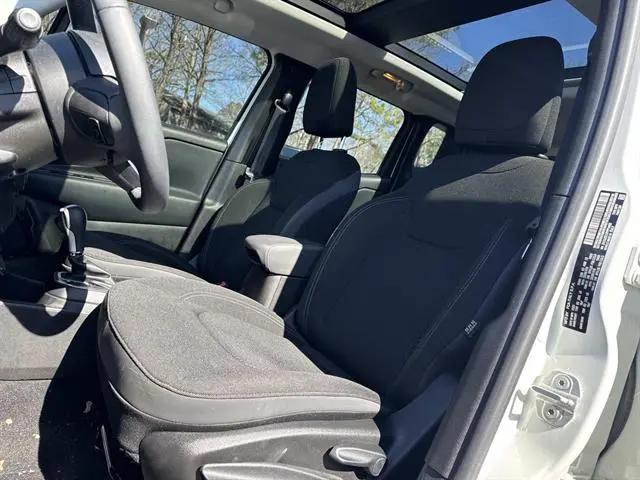 2023 Jeep Renegade Altitude 4x4
