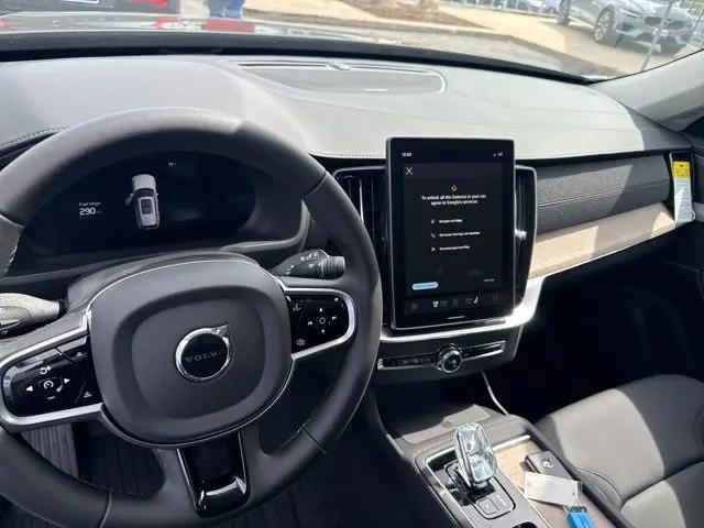 2026 Volvo XC90 Plus, B6 AWD Gas (mild hybrid), Gasoline, Bright, 6 Seats