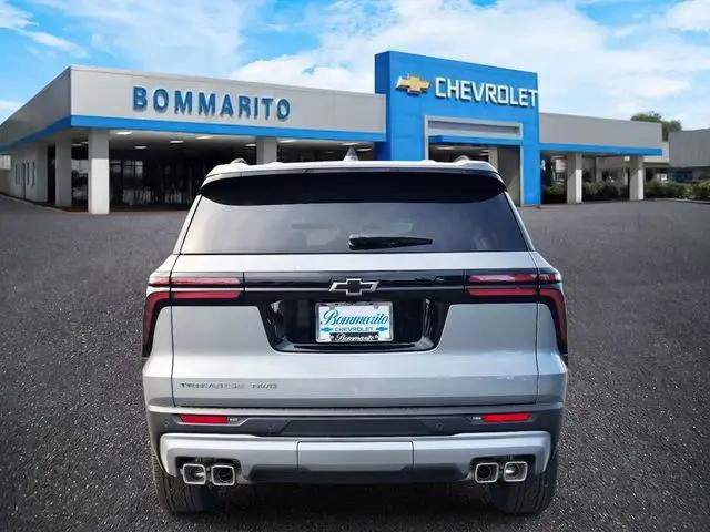 2026 Chevrolet Traverse AWD LT