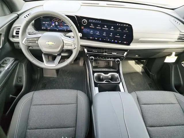 2026 Chevrolet Traverse AWD LT