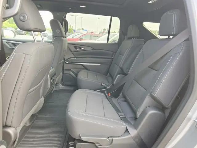 2026 Chevrolet Traverse AWD LT