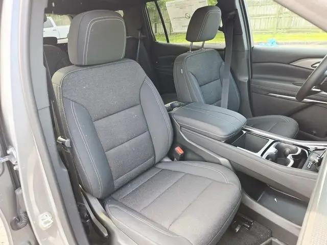 2026 Chevrolet Traverse AWD LT