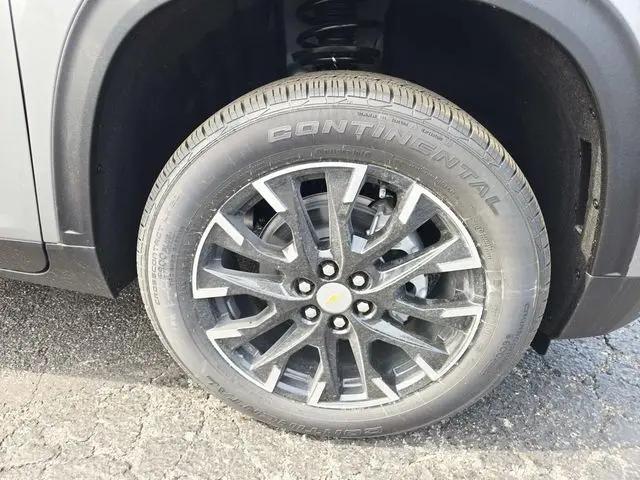 2026 Chevrolet Traverse AWD LT