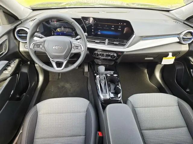 2026 Chevrolet Trax FWD LT