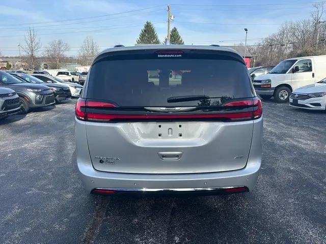 2022 Chrysler Pacifica Touring L AWD