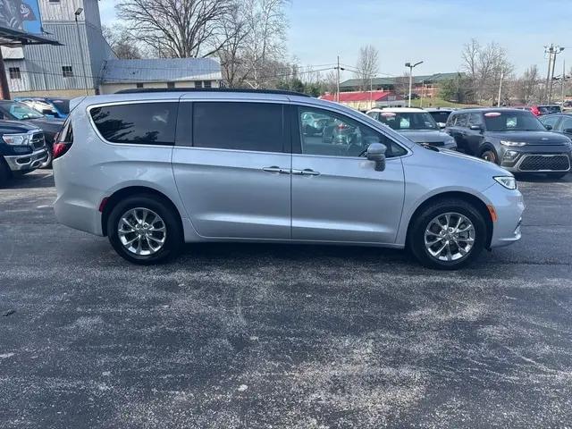 2022 Chrysler Pacifica Touring L AWD
