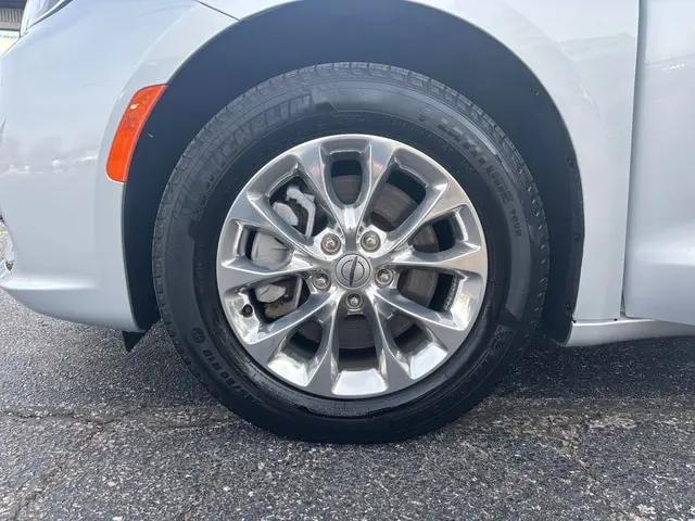 2022 Chrysler Pacifica Touring L AWD