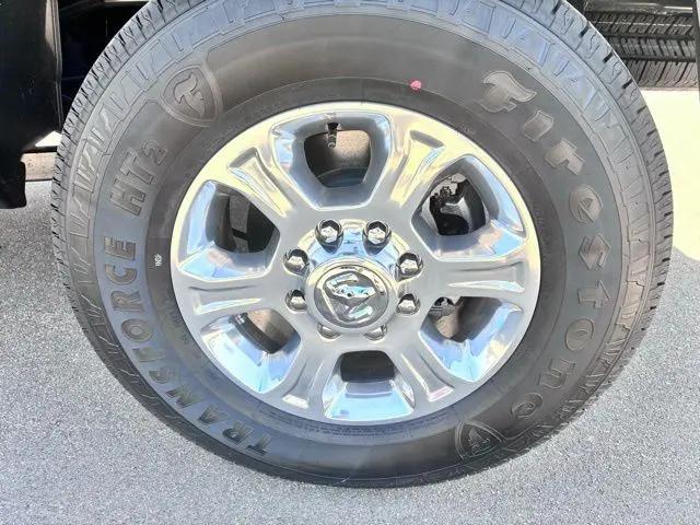 2026 Ram 2500 Big Horn Crew Cab 4x4 8' Box