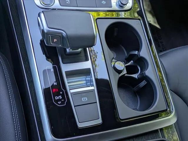 2026 Audi Q7 Premium 45 TFSI quattro tiptronic