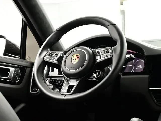2023 Porsche Cayenne Turbo
