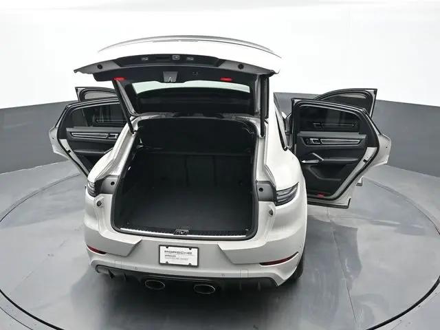 2023 Porsche Cayenne Turbo