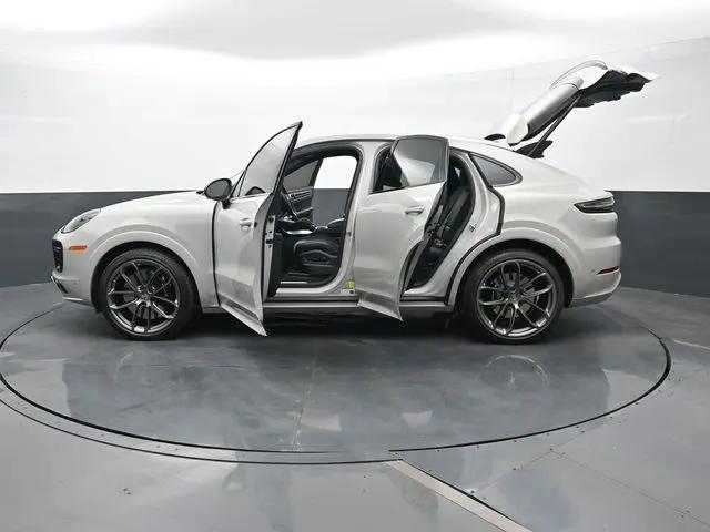 2023 Porsche Cayenne Turbo