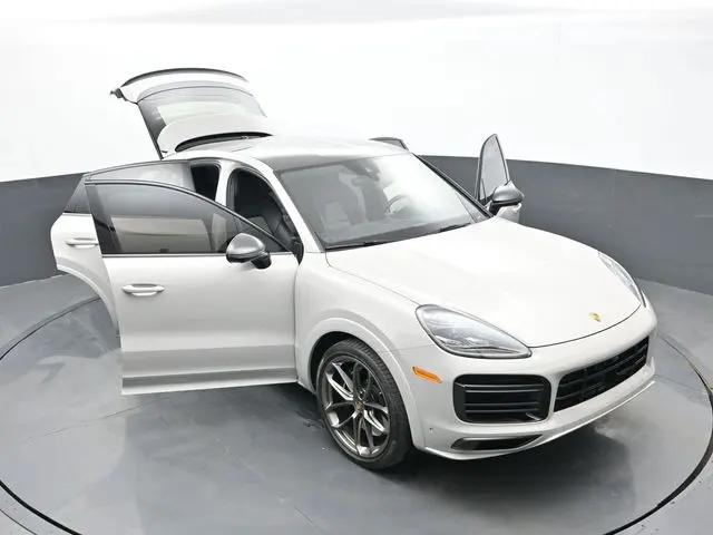 2023 Porsche Cayenne Turbo