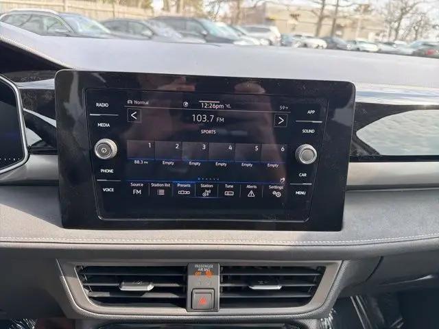 2026 Volkswagen Taos SE Black