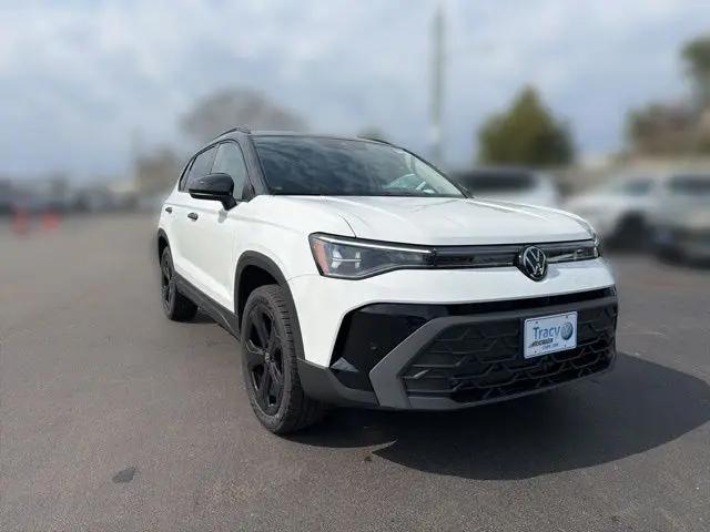 2026 Volkswagen Taos SE Black for sale in Hyannis, MA