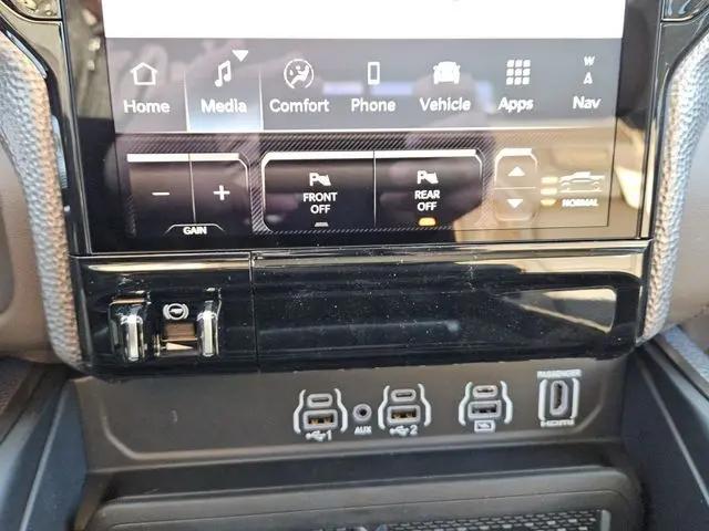 2026 Ram 1500 Limited Longhorn Crew Cab 4x4 5'7" Box
