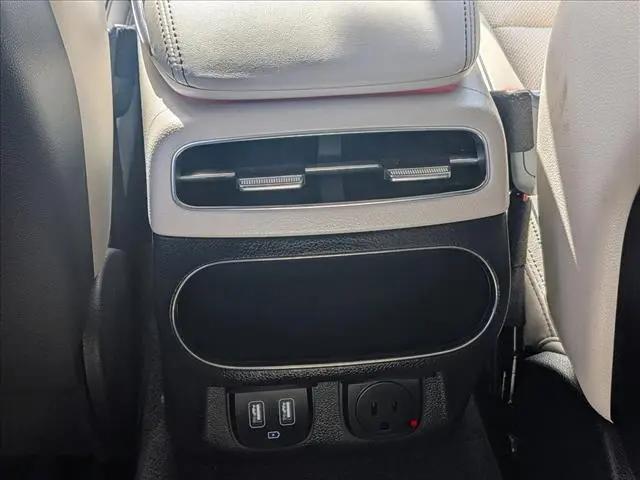 2025 Genesis GV70 2.5T AWD