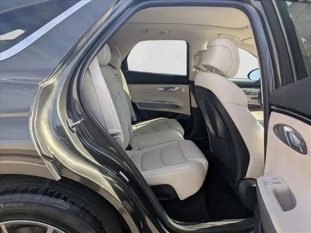 2025 Genesis GV70 2.5T AWD