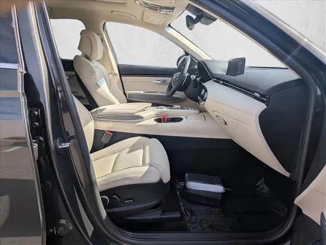 2025 Genesis GV70 2.5T AWD