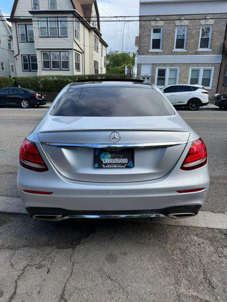 2017 Mercedes-Benz E-CLASS E 300 E 300