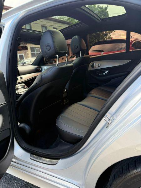 2017 Mercedes-Benz E-CLASS E 300 E 300