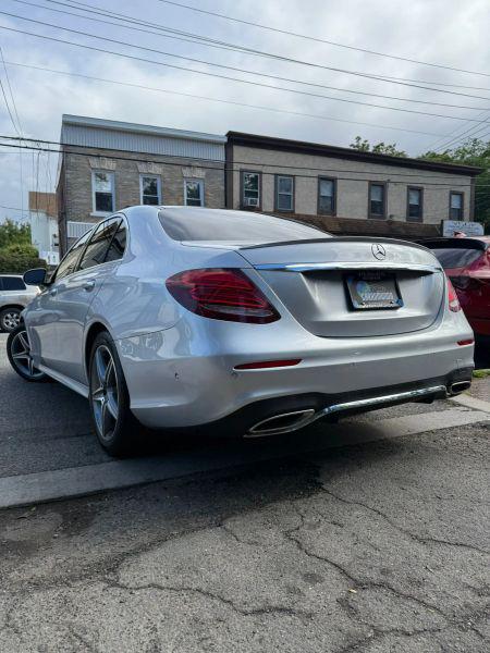 2017 Mercedes-Benz E-CLASS E 300 E 300