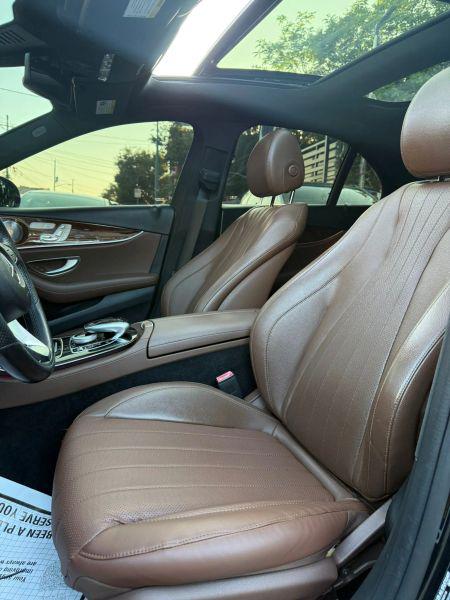 2017 Mercedes-Benz E-CLASS E 300 E 300