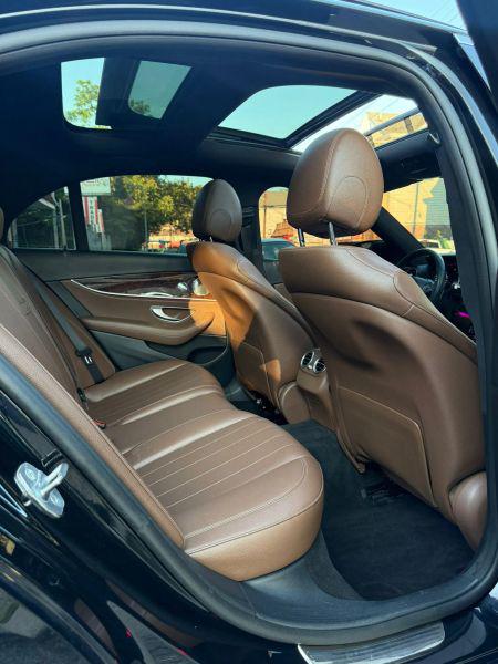 2017 Mercedes-Benz E-CLASS E 300 E 300
