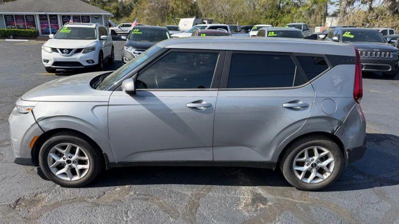2022 Kia Soul LX