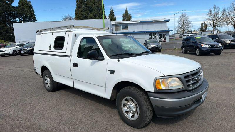 2000 Ford F-150 Base